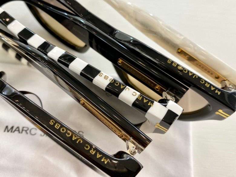 Picture of Marc Jacobs Sunglasses _SKUfw40742554fw